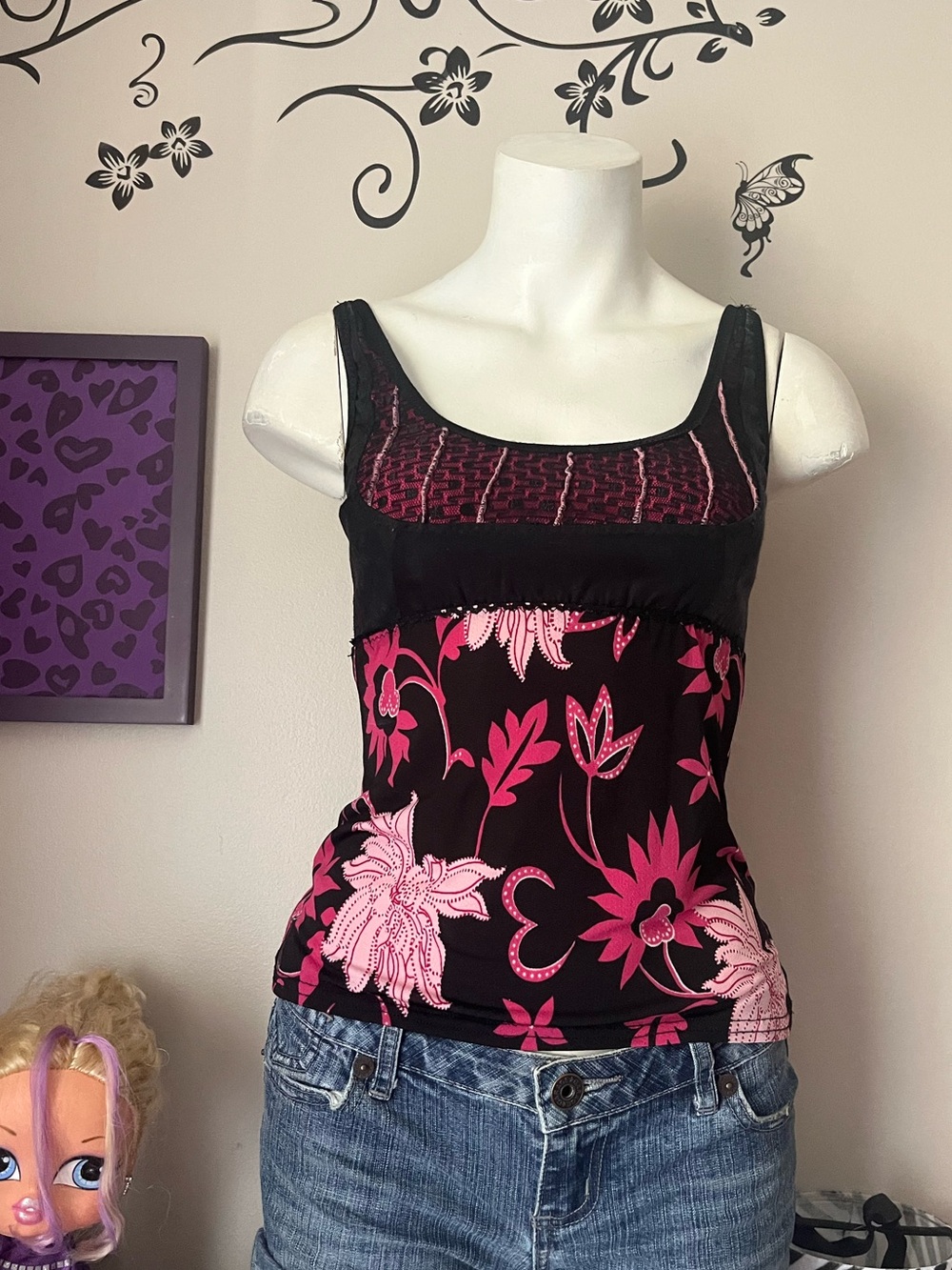 Women's Black & Pink Floral Scoop Neck Camisole